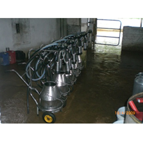 Máy vắt sữa hệ thống loại 4 bò